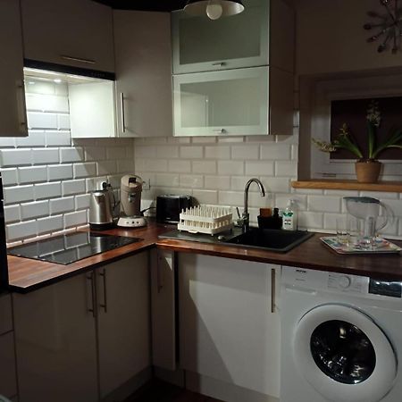 Apartament Pod Lasem Tenczynek Luaran gambar