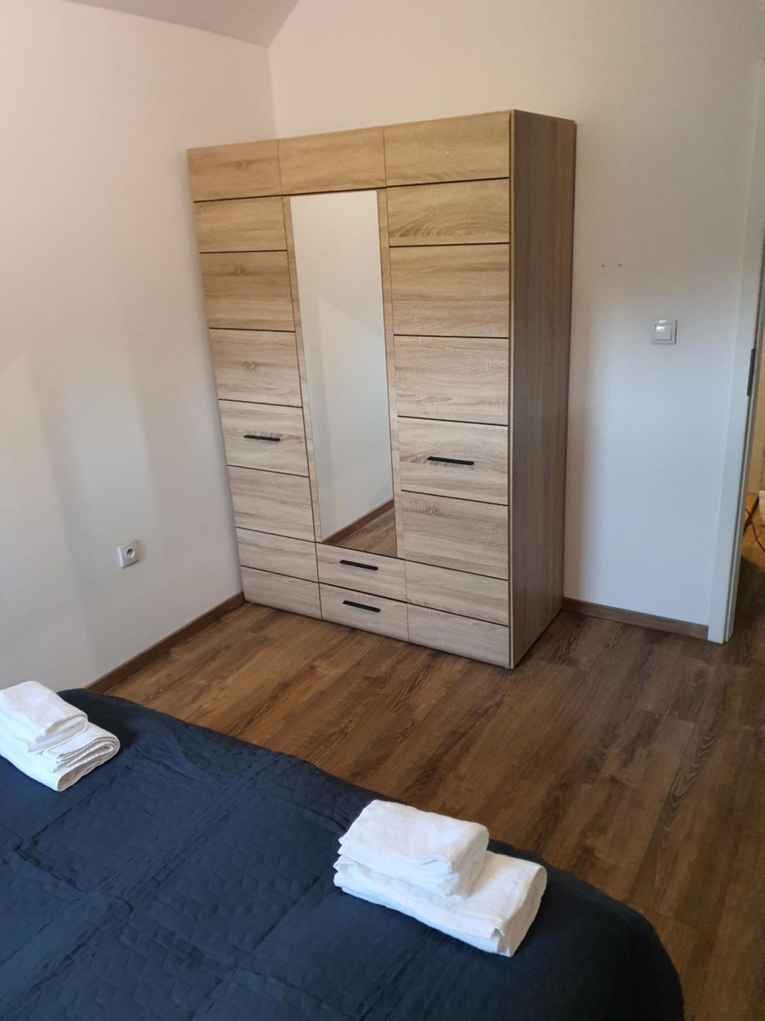 Apartament Pod Lasem Tenczynek Luaran gambar